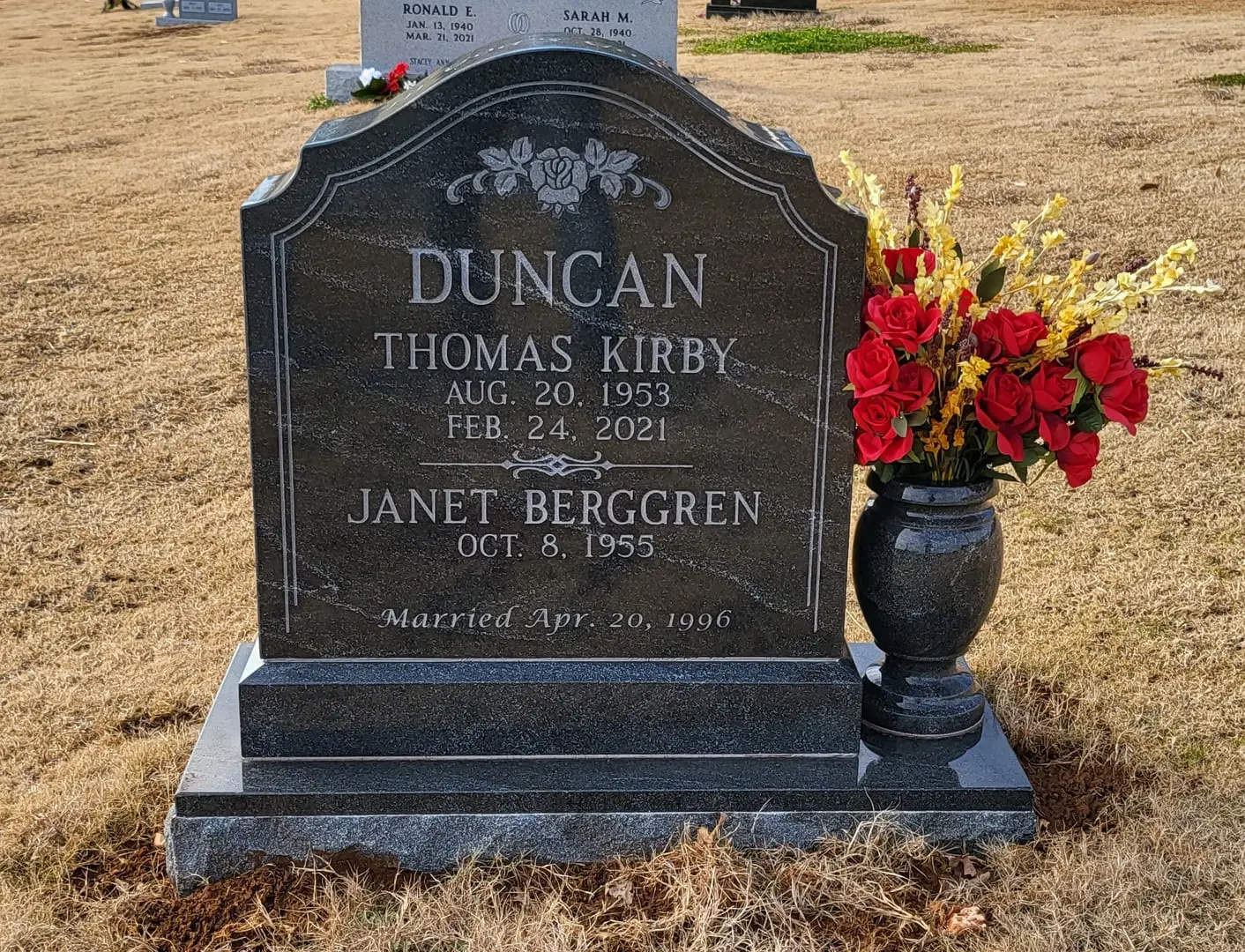 A memorial slab for Duncan Thomas Kirby and Janet Berggren