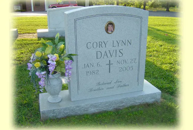 Cory Lynn Davis Memorial Block With Vase